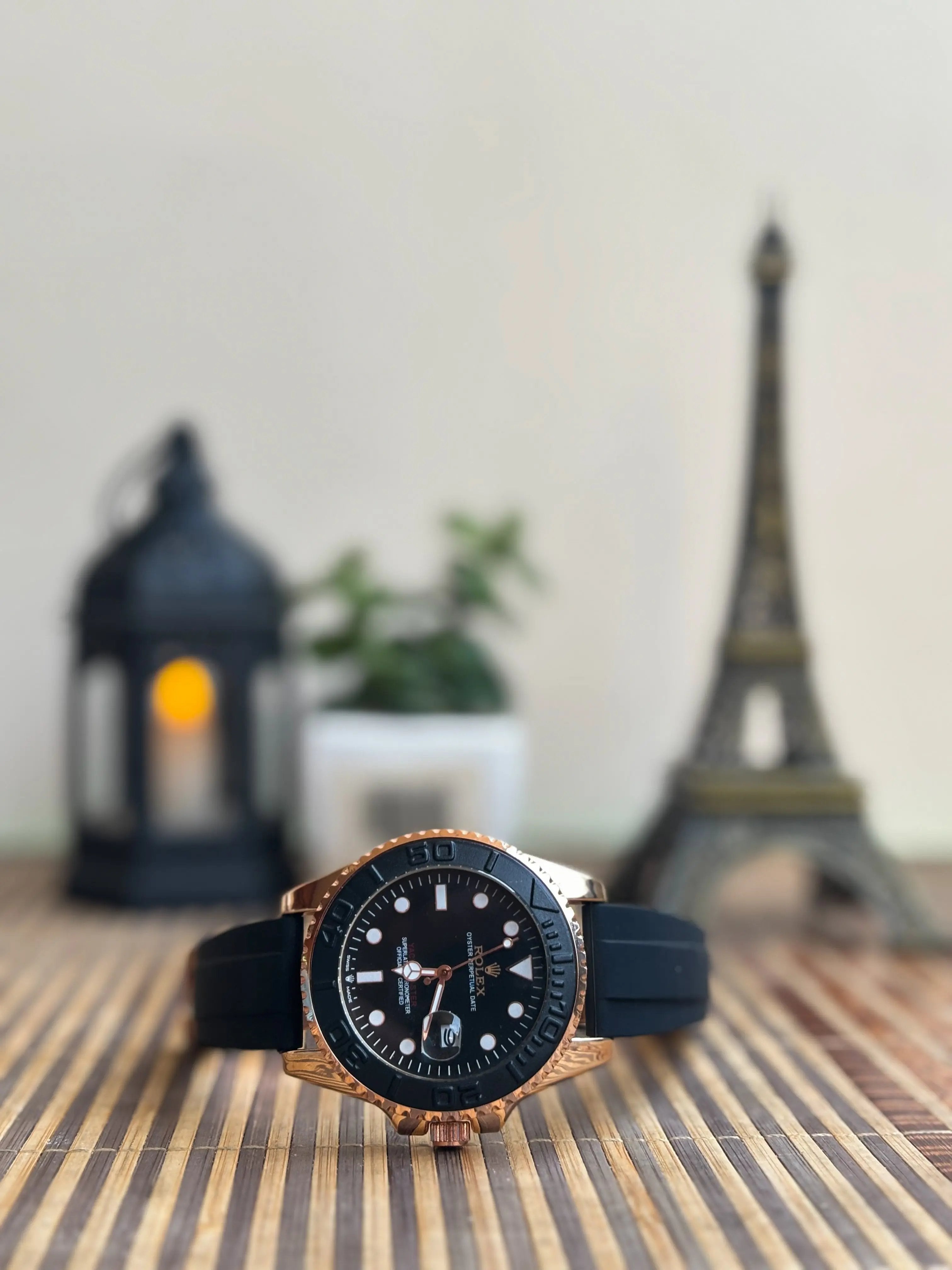 Diver-Style Men’s Watch – Black Dial, Rose-Gold Case, Black Rubber Strap My Store