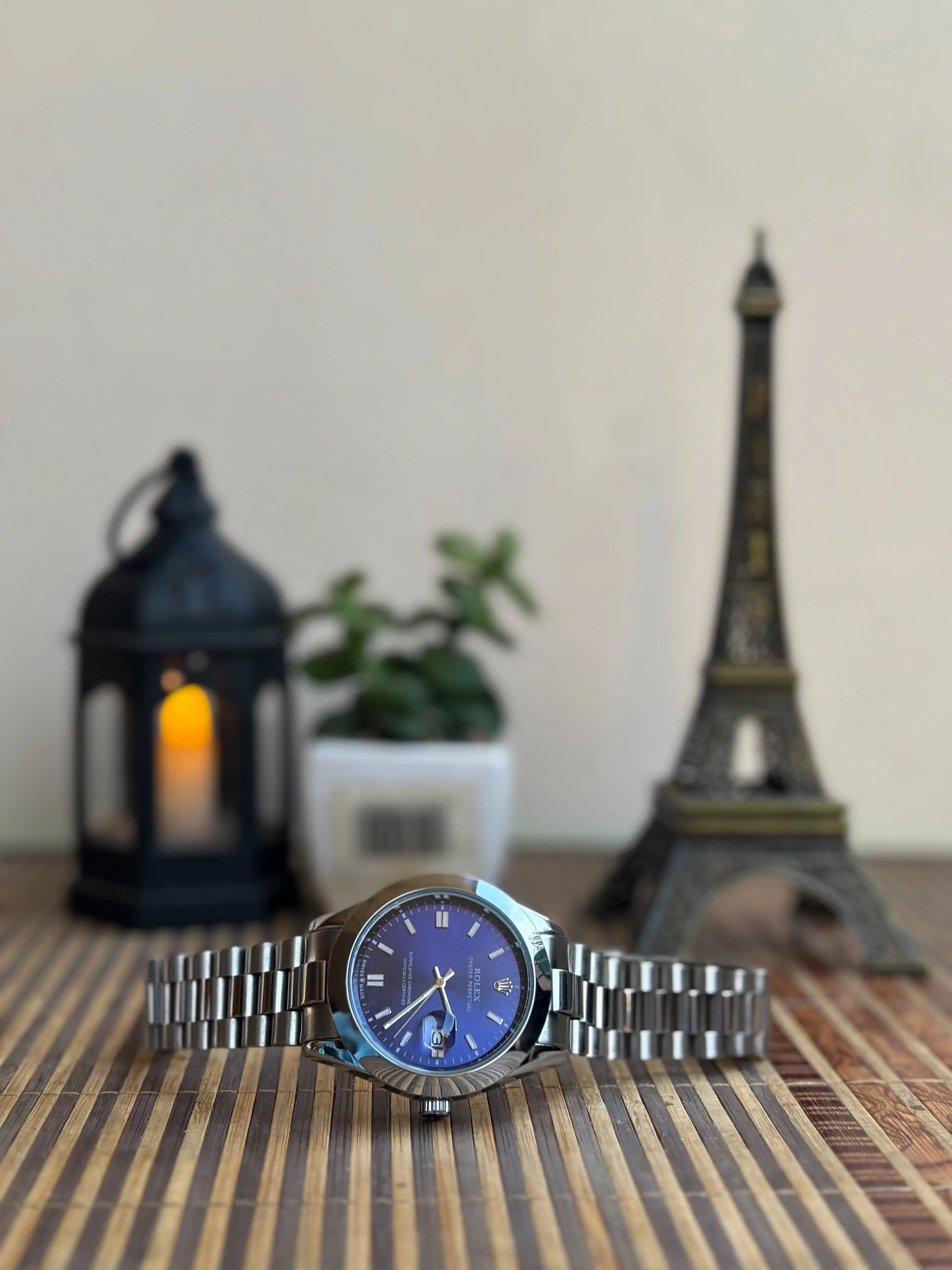 President-Style Men’s Watch – Blue Dial, Silver Case, Stainless Bracelet Wristox