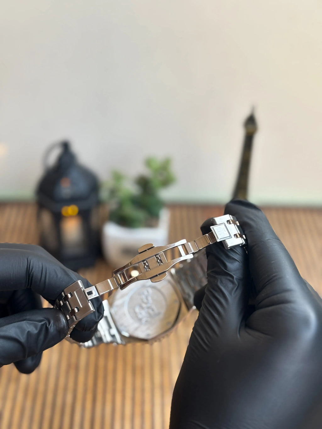 Royal Oak-Style Men’s Watch – White Dial, Rose-Gold Bezel, Steel Bracelet Wristox