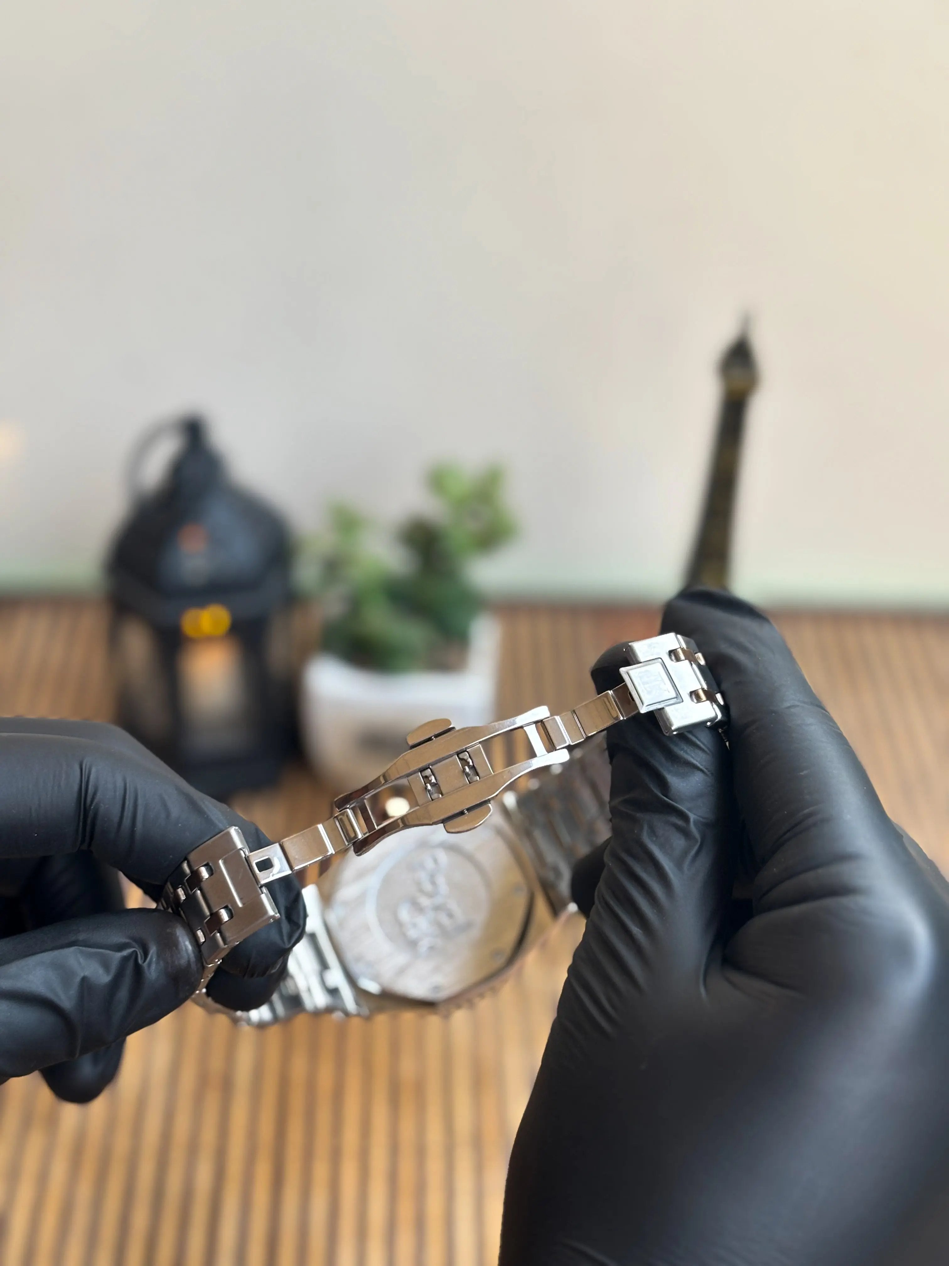 Royal Oak-Style Men’s Watch – White Dial, Rose-Gold Bezel, Steel Bracelet Wristox